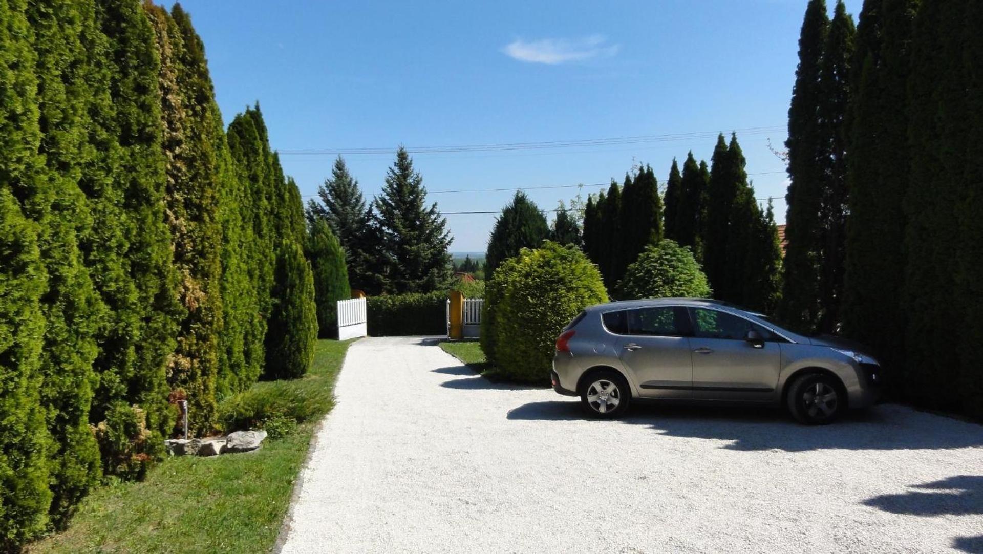 Ferienwohnung In Zentrumsnaehe Mit Panorama Zalakaros Buitenkant foto